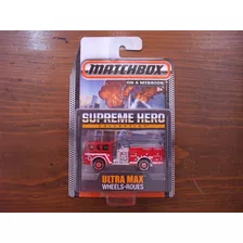 Matchbox Supreme Hero Pierce Dash Camion De Bomberos Color Rojo