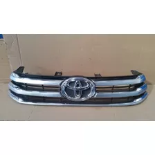 Grade Dianteira Toyota Hilux Srv C/emblema Original Usada.