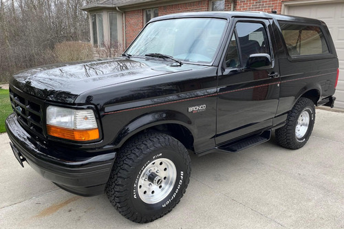 90-96 Ford Bronco Luz Placa Trasera Color Negro 2 Piezas Foto 7