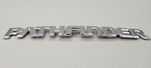 Nissan Pathfinder Emblema  Foto 5