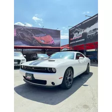 Dodge Challenger 2018 3.7 3.6 Dual Stripes At