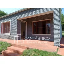 Vendo Casa De 2d Impecable En Un Hermoso Terreno De Casi 4.000 M2. 