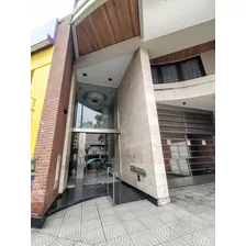 2 Ambientes En Alquiler- Edificio De Categoría Con Amenities