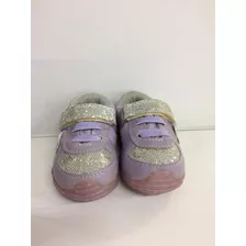 Tênis Bebê Feminino Lilás/prata (velcro) Pé Com Pé