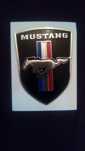 Escudo Ford Mustang Foto 2