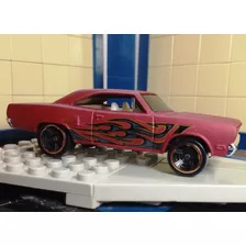 Priviet Muscle Plymouth Road Runner '70 Hot Wheels Hw 2