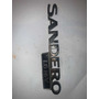 Emblema Cromado De Parrilla Renault Duster 15 62890 7466