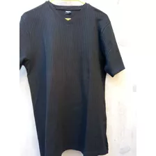 Remera De Hombre Trama Acanalada Sin Uso. Hering