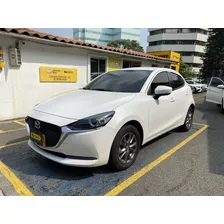 Mazda 2 1.5 Touring 2021