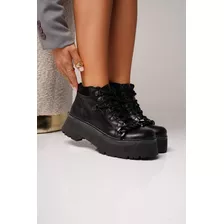 Borcegos Mujer Botas Plataforma Negro Cadena Sassari Cuero 