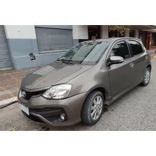 Toyota Etios Xls Hatchback T/manual