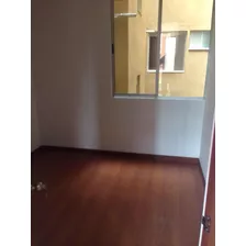 Apartamento De Tres Habitaciones Y Dos Baños. Parqueadero