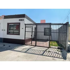 Bonita Y Confortable Casa En Venta, Tu Lugar Ideal. Casa Recien Remodelada!! Como Nueva 