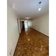 Apartamento En Venta En Pocitos Con Garage En Piso 4