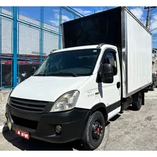 Iveco Daily 35s14 Baú 