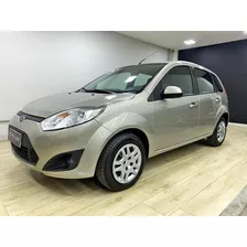 Ford Fiesta 1.6 Class 8v Flex 2013