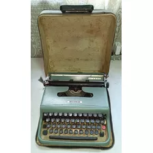 Maquina De Escrever Olivetti Lettera 22 Funcionando Com Mala