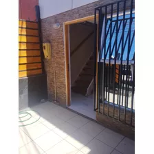 Casa Remodelada En Arriendo, Sector Los Volcanes 