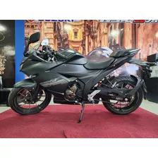 Suzuki - Gixxer Sf 250 Negro Mate