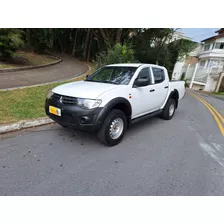 Mitsubishi L200 2017 3.2 Triton Gl Cab. Dupla 4x4 4p