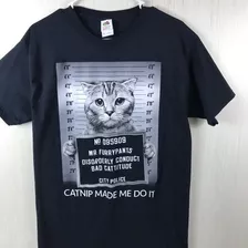 Camiseta Retro Cat Gato Catnip Preso Surtado Criminoso