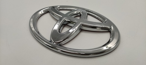 Toyota Fortuner Emblema Persiana 17cm Ancho Foto 4