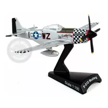 Miniatura Avião P-51d Mustang Beatifull Doll Daron 1/100