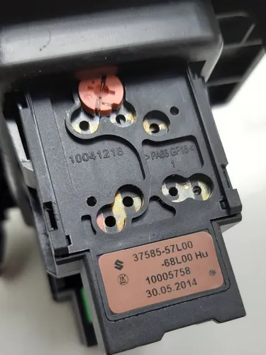 Botões De Luz/esguicho Xenon/tração Suzuki Swift Sport/15947 4