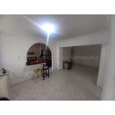 Carol De Abreu Vende Apartamento En Las Fuentes, El Paraiso Cda 24-21248 / Acepta Credito 