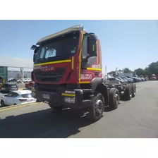 Camion Iveco Trakker 500, Año 2014, 175.000 Kilometros