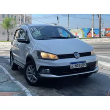 Volkswagen Crossfox 1.6 Flex Aut. Completo 2015