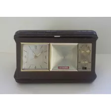 Reloj De Cuerda Y Despertador Con Radio Am De Viaje