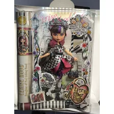 Boneca Ever After High - Primavera - Cerise Hood Cdm50 - MP Brinquedos