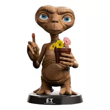 Minico. Figures E.t. The Extra-terrestrial