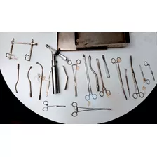 Instrumentos Quirurgicos,con Pinzas,espatulas Y Otros 