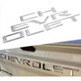 Emblema Adhesivo Pickup Chevrolet Dmax Sticker 4x4 15-19 Chevrolet Captiva