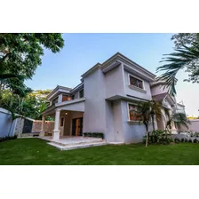 Casa Totalmente Renovada En Venta En Arroyo Hondo - Cuesta H