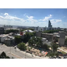 Sobre Avenida Del Libertador Piso 11 Con Vista Despejada