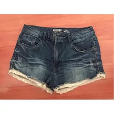 Short De Jean De Mossimo Con Encaje Color Cremita. Talle 7