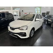 Toyota Etios 2023 1.5 Sedan X