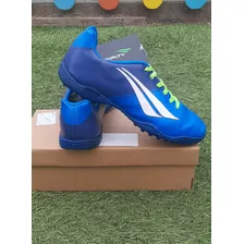 Zapatilla Penalty Grass Artiificial. Juvenil. Talla 36