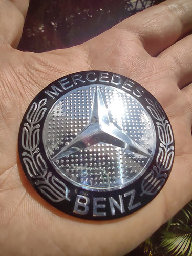 Emblema Mercedes Benz  Foto 3
