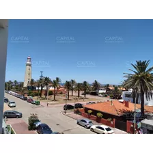 Apartamento En Punta Del Este, Península, Con Vista A Las Islas