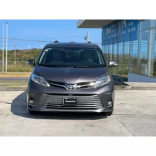 Toyota Sienna 2019