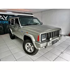 Jeep Cherokee 2.5 Sport 4x4 V8 Turbo Diesel 4p Manual