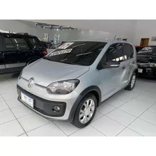 Volkswagen Up! 2017 1.0 Track 5p