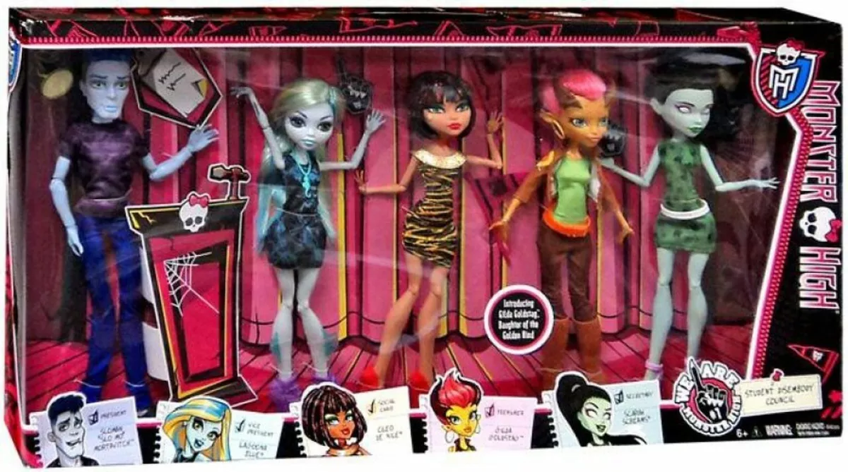 We Are Monster High Student Disembody Council Doll Set