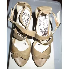 Sandalias De Cuero Beige Con Taco Chino Combinado Corcho 39