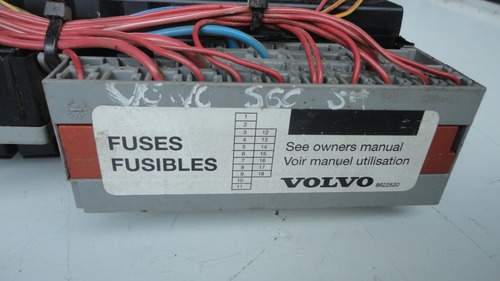 Caja Fusibles Volvo S60 2001  T5  2.5  5cil  8622520  S#86 Foto 4