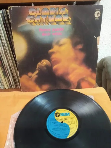 Gloria Gaynor - Never Can Say Goodbye